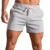 Les shorts pour hommes améliorent votre routine d'exercice avec nos pantalons courts de fitness pour la salle de sport et la course à pied noir/gris foncé/gris clair