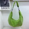 FIRMRANCH Borsa a mezzaluna ascellare da donna in nylon leggera di grande capacità primaverile con coulisse Borsa comoda con tracolla larga color caramello