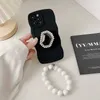Mobiltelefonfodral Luxury Pearl Gemstone Armband Silicone Soft Phone Fall för iPhone 13 14 Pro Max 12 11 X XR XS Max 7 8 handledskedjestativ H240326