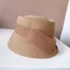Berets 202404-24-xx ins Chic Japan Grace Summer Hepburn Lamp Shade Grass Mała Elegancka Elegancka Lady Bucket Cap Hat
