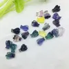 Dekorativa figurer 5st Natural Stone Rainbow Colorful Fluorite Angel Carving Quartz Crystal Healing Pendant Crafts Gift Jewelry Women