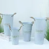 Vase Vintage Ironworks Handle Vase Nostalgic Flowerpot Ornamentsリビングルームバケツドライフラワー鉄のバケツ装飾花の道具