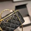 Designer makeup bag Luxury woman Chain cosmetic Crossbody bag Leather fashion Tote toiletry bag Mini classic Travel box Lipstick bag Woman's purse Fast delivery