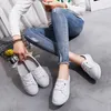 Zapatos informales, zapatillas de deporte de cuero genuino para mujer, zapatos deportivos de moda vulcanizados para mujer, zapatos planos de verano para mujer con cordones blancos 42