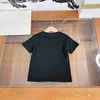 Lüks Bebek T-Shirt Altın Yarım Çember Logo Baskı Çocuk Tshirt Boyut 100-160 Cm Çocuk Tasarımcı Kıyafetleri Kızlar Erkekler Kısa Kollu Tees 24Mar