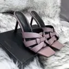 Designers Slippers Sandals Sandals Chaussures pour femmes EUR43 Patent Leather Stiletto Talons Classics Sandale à talons à talons hauts Sandale