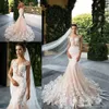 Sukienki z syreną na szyję Sheer Cap Tlee Koronkie aplikacje Illusion Bodicee Bridal Suknie ślubne Suknia ślubna Vestios de novia