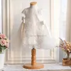 Flower Girls Dresses Ins Stereo Lace Applique White Princess Dress for Kids Bow Short Sleeve Tulle Widding Klädbollklänning A6896