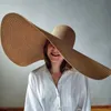 ワイドブリム帽子バケツ帽子夏の大きくて広い折りたたみ可能な太陽の帽子女性特大の太陽ハット旅行麦わら帽子女性UV保護ビーチハットJ240325