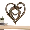 Decorative Figurines Heart Holding Hands Wall Decor Art Love Sculpture Creative And Romantic Modern Resin For Home Wedding