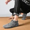 Sapatos homens tênis primavera sapatos vulcanizados casuais 2022 recém -externos sapatos de amarração leve para homens Pu couro de couro tênis zapatillas