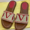 Designer Flat Sandals Luxury Slippers Women Embroider Sandal Fashion Letter Slipper för Summer Beach Slide Casual Shoe