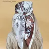 Bandanas Durag Bandanas Design 70x70cm Silk Hijab The Four Seasons Scalves Women New Style Square Headscarf Luxury Sunscreen Beach Kerchief Y240325