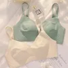 Maillots de bain pour femmes Oreilles Peau de lait et sous-vêtements sans trace pour rassembler Anti-affaissement Soutien-gorge d'été ultra mince