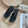 Kvinnors flip flops tjocka bottenplattform thong sandaler sommarskor mjuka badrum tofflor kudde bilder utomhus inomhusskor