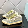 2024 Luxury Leather Curb Sneakers Designer Klänningskor för män Kvinnor Extraordinärt casual gummi Vit elfenben kalvskinn gummi Nappa Platform sula