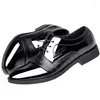 Chaussures de danse Crocodile homme Ventilation Sneaker chaussure en cuir hommes robe pointue Commerce baskets formelles