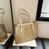 Armazenar bolsas de designer por atacado Bolsa de ombro de moda coreana de grande capacidade para mulheres Novo 2024 Textura avançada ombro de ombro