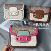 Store Wholesale Designer Bags Shoulder Bag Tofu Small Square Bag 2024 New Fashion Versatile High Grade Crossbody Shoulder Live Broadcast Womens