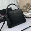 Stylowa torebka na ramię prosta torebka moda damska marka monochromatyczna skórzana torba crossbody