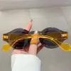 Lunettes de soleil petit cadre mode vintage rond femmes pour hommes 2024 lunettes de soleil design steampunk rivet nuances