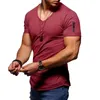 Mężczyźni T-shirt Solidny kolor zip kieszeń v szyja koszulka z krótkim rękawem fit fit w rozmiarze stylowym letnim latem 240312