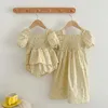 Flicka klänningar sommar baby flickor klädsyster matchande outfit klänning blommig tryck puff hylsa bomull romer prinsessa