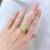 Кольца кластера Серебряное кольцо S925 Высокоуглеродистый бриллиант 8 11 Оливково-зеленый Универсальные ювелирные изделия