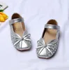 Girls' sparkling rhinestone shoes, spring and summer soft soled children's single shoes, medium size children's flat bottomed princess shoes