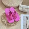 Scarpe classiche da donna con stampa di lettere firmate infradito estive da esterno scarpe da spiaggia antiscivolo sandali impermeabili di lusso scarpe con zeppa tinta unita blu rosa Pantofole