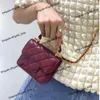 Kobiet luksusowy designerka torebka mini teczka na owczopię skóry łańcuch mała kwadratowa torba pojedyncze ramię ręczne zero portfela czerwona koperta