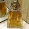 Snygg kroppsspray 100 ml män parfymer pi trä lukt datum gåva aromatisk spray köln man häll homme