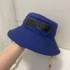 Bonnet / Crâne Caps Seau Cap Designer Chapeaux Solide Couleur Mode Denim Chapeau Brodé En Cuir Mode Ruban Femmes Été Parasol Chapeau Casual Cent cap2024