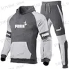 Tute da uomo Felpa con cappuccio da uomo e pantaloni set Colori di giunzione abbigliamento sportivo casual marca abbigliamento sportivo autunno e inverno Nuovi stili 2023 T240326