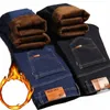 Calças de brim térmicas inverno neve quente pelúcia estiramento perna reta jeans homem engrossar lã denim calças lg pai casual azul s89B #