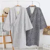 Mens 100% Cott Gaze Robes Japanese Kimo Robe Three Quarter Bathrobe Black V-ringad sömnkläder Vatten Ripplar Tryck Sleep Tops G13M#