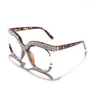 Solglasögon 2022 Retro Square Optical Glasses Frames Män Kvinnor Crystal Luxury Clear Lens Eyeglasses Frame Diamond Eyewear8660094