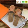 Classic Slipper Orans Sandal Designer Original Luxury Flat Women äkta läder Summer Flip Flops Sneaker Beach Slide Party med logotyp