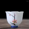 Tazas y platillos, taza de té pintada a mano de cerámica, juego creativo, porcelana artesanal Jingdezhen, forma de ciruela de seis pétalos, taza de té para oficina
