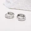 Hoop Huggie Vnox Mens Geometric Ring Boes d'oreilles Boucles d'oreilles en acier inoxydable imperméables simples Options de couleurs en or argent noir 240326