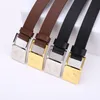 Ceinture Minimaliste Femme Tenue Quotidienne Couleur Unie Ceinture Designer Boutons Carrés Ceinture Dames Ceintures Minces Ceinture en Cuir Vintage Dames Alliage Ceinture