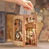 Śliczny DIY Book Kit Nook Miniature Doll House With Touch Light Dust Cover Bershelf Model Toys Prezent Secret Rhythm 240321