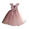 Elegante corto rosa bambino fiore ragazza abiti compleanno tulle senza maniche fiocco perle principessa abito da festa nuziale per bambini bambino 240320