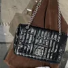 Umhängetasche Markenrabatt Damen Neues Produkt Beliebt die gleich geformte Kette Modische und vielseitige Einzelschulter-Crossbody