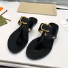 Модельерские сандалии, роскошные сандалии со вставками на плоской подошве, летние пляжные сандалии, тапочки, размер 35-42