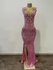 ホットピンクの長いマーメイドキラキラしたプロムセレモニーブラックガールの豪華なクリスタルビーズギルターイブニングバースデーガラドレスのためのドレス