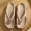 Tofflor strand sommarmän 2024 massage sandaler bekväma casual skor mode flip flops säljer