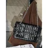 Torba na ramię rabat Nowy produkt damski popularny ten sam kształtowy łańcuch modny i wszechstronny jedno ramionowe crossbody