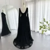 Elegant svart arabisk kväll Sharon sa klänningar 2024 Dubai Pärlade Cape ärmar Navy Blue Women Wedding Party Dress SS218