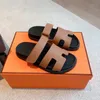 H Sandals chypre pantoufle H glissements de pantoufles en cuir sandale plate réconfort d'été naturel daim marron noir rose noir flop plage de plage pour femmes et hommes 264